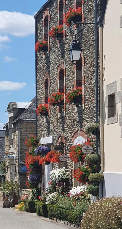 Aux Lits Du Canal Bed and Breakfast Josselin Eksteriør billede